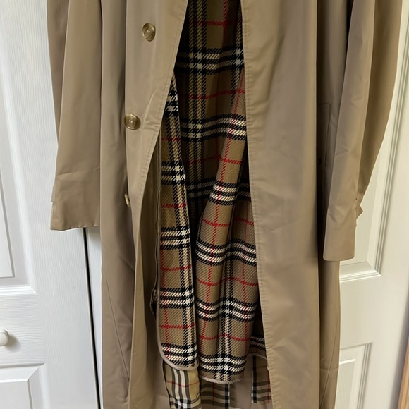 Burberry Car coat, 40 long (see picture), lightly worn - Picture 9 of 11